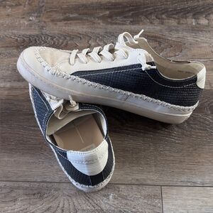 Dolce Vita Zolen Sneakers – Black Woven & Off-White – Size 11